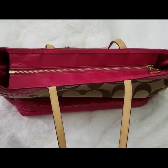 COACH Poppy Signature tote Quilted leather 18676 - Picture 5 of 9